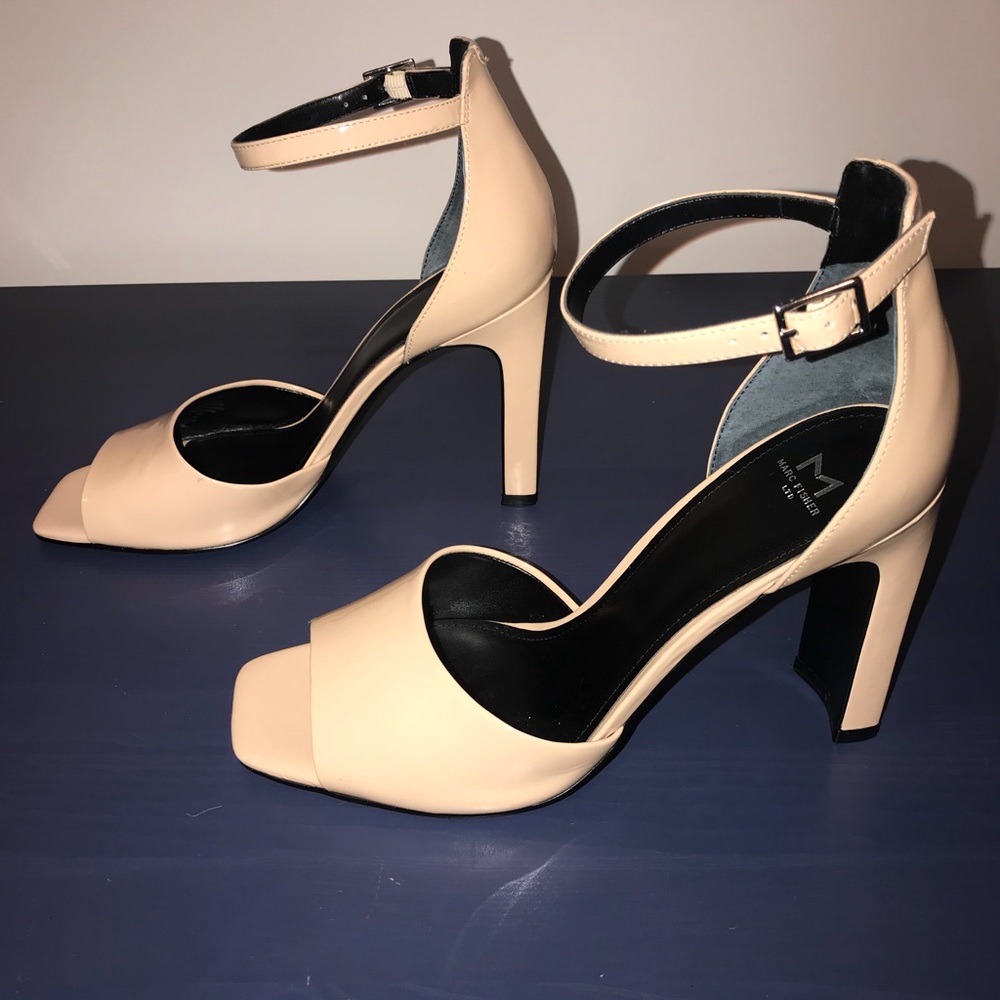 Marc Fisher LTD. Harlin Ankle Strap Sandals - Picture 2 of 7